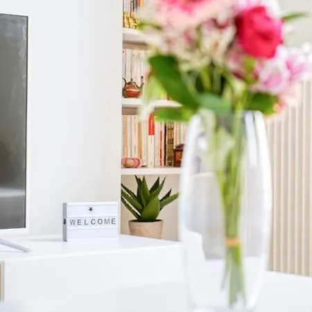 Quartier Des Ternes - Le Reveur - 137mb Apartment